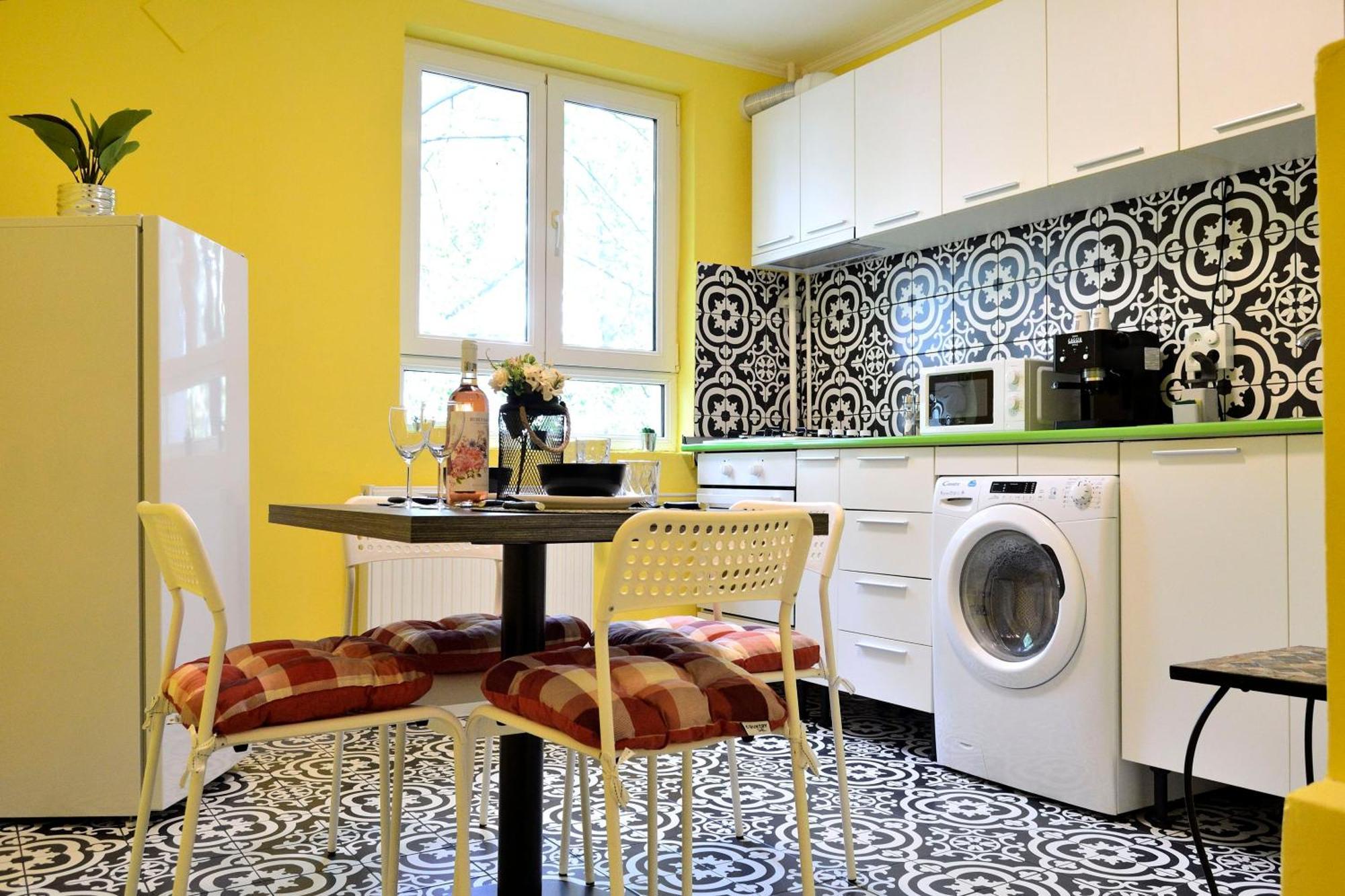 Cozy 2 Rooms Apartment Drumul Taberei Bukares Bagian luar foto