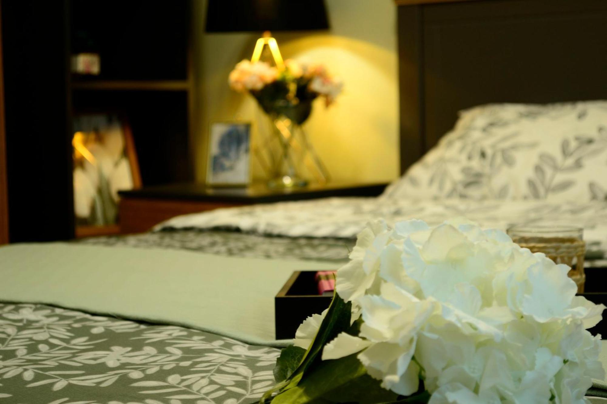 Cozy 2 Rooms Apartment Drumul Taberei Bukares Bagian luar foto