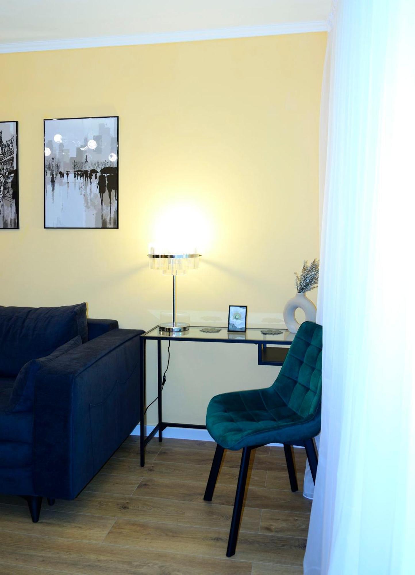 Cozy 2 Rooms Apartment Drumul Taberei Bukares Bagian luar foto